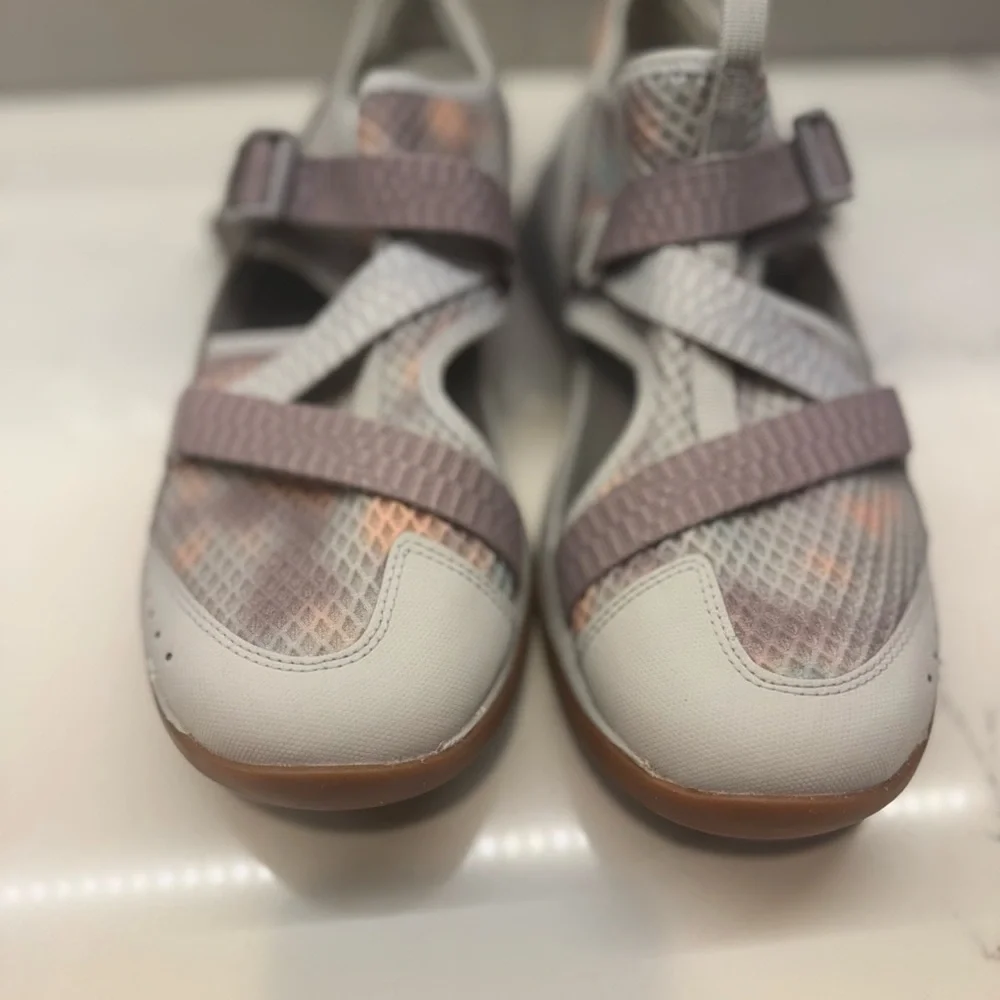 Chaco Odyssey‎ Closed Toe Hiking Sandals Women 10 Gray Purple Trail Water Shoes
